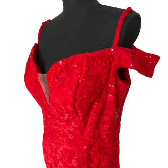 COLORS “Coco Homecoming 1951” Prom Gown, Size 18 - Picture 9 of 16